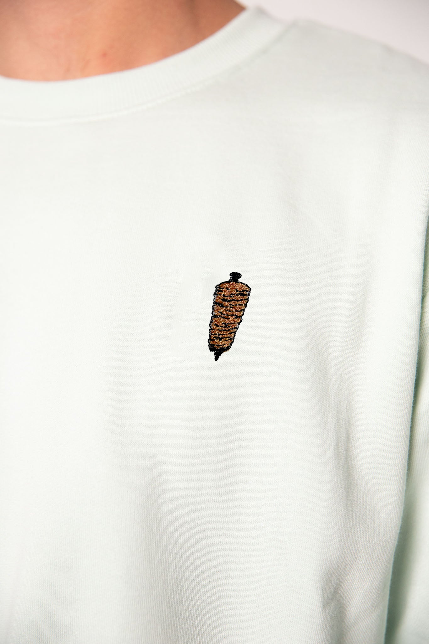 Dönerspieß | Bestickter Bio-Baumwoll Männer Pullover