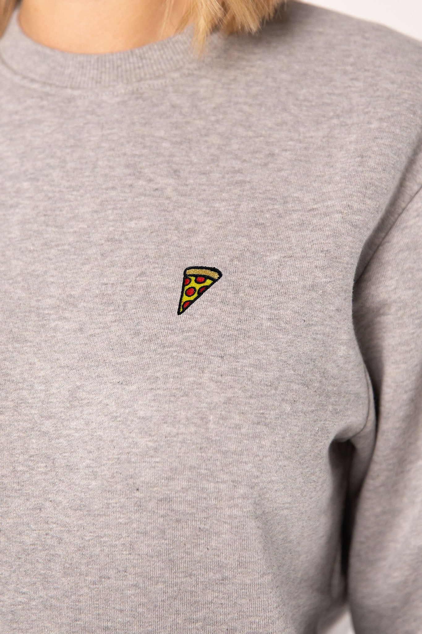 Pizza | Bestickter Bio-Baumwoll Frauen Pullover