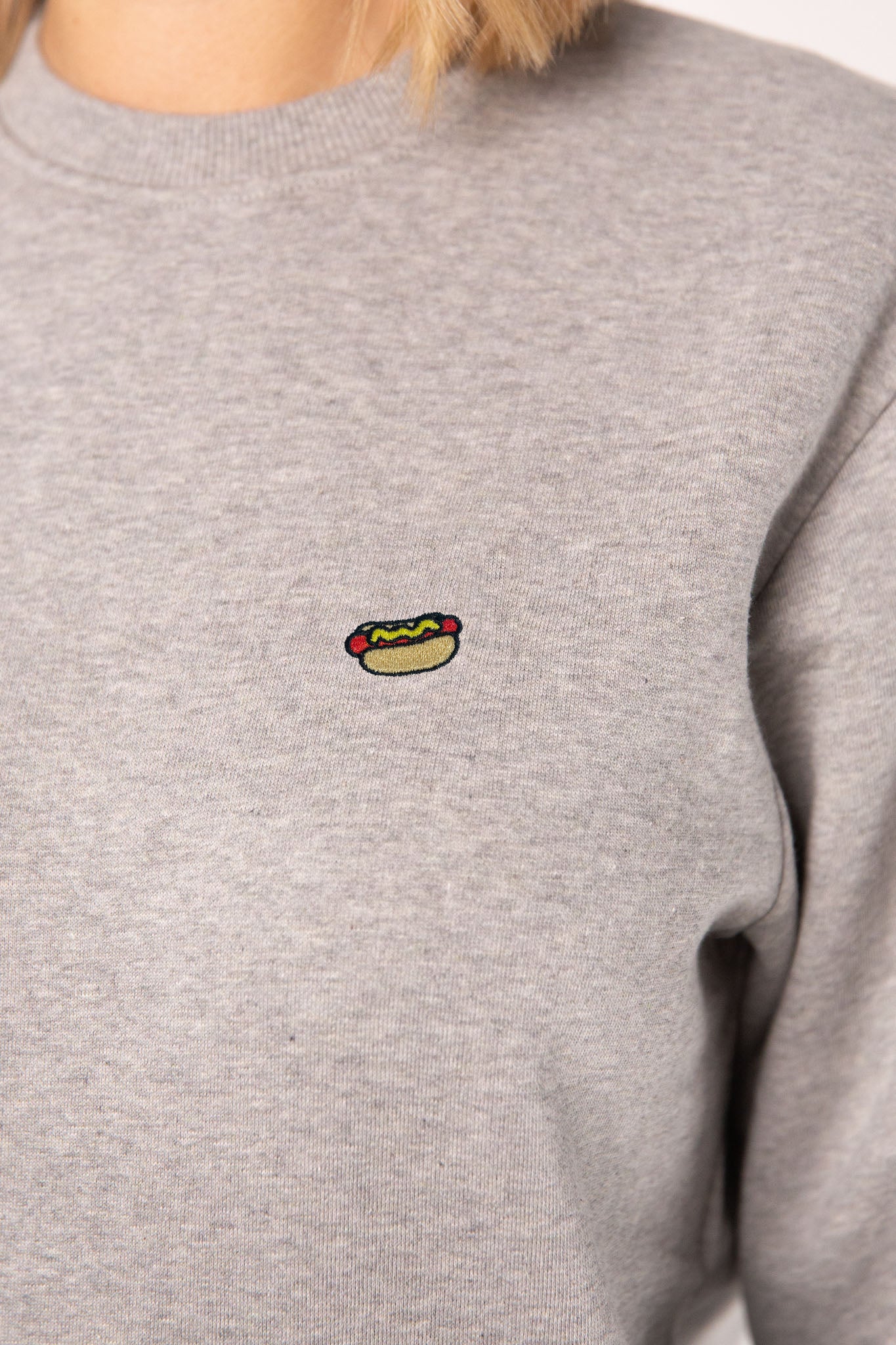 Hot Dog | Bestickter Bio-Baumwoll Frauen Pullover