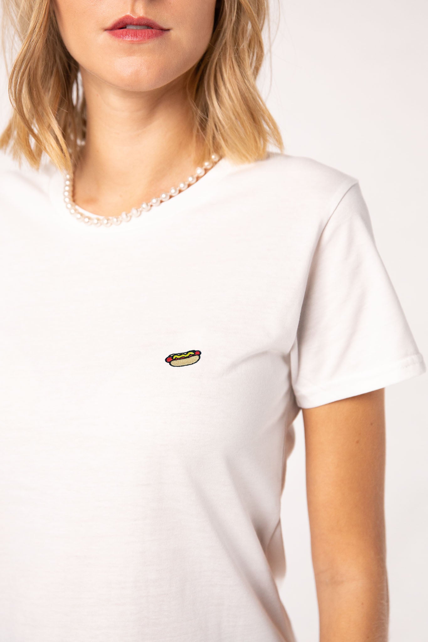 Hot Dog | Besticktes Frauen Bio Baumwoll T-Shirt