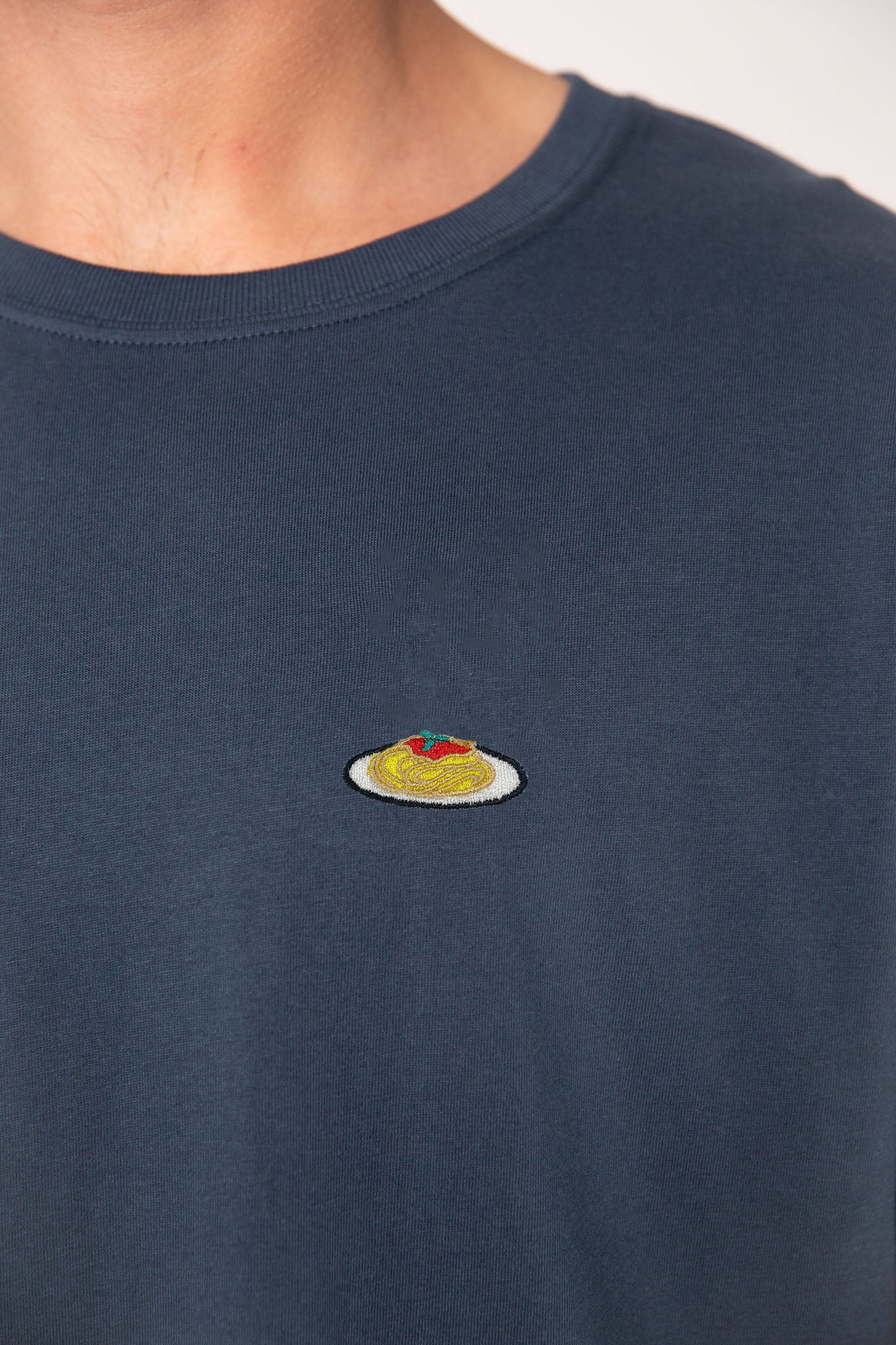 Pasta | Besticktes Männer Bio Baumwoll T-Shirt