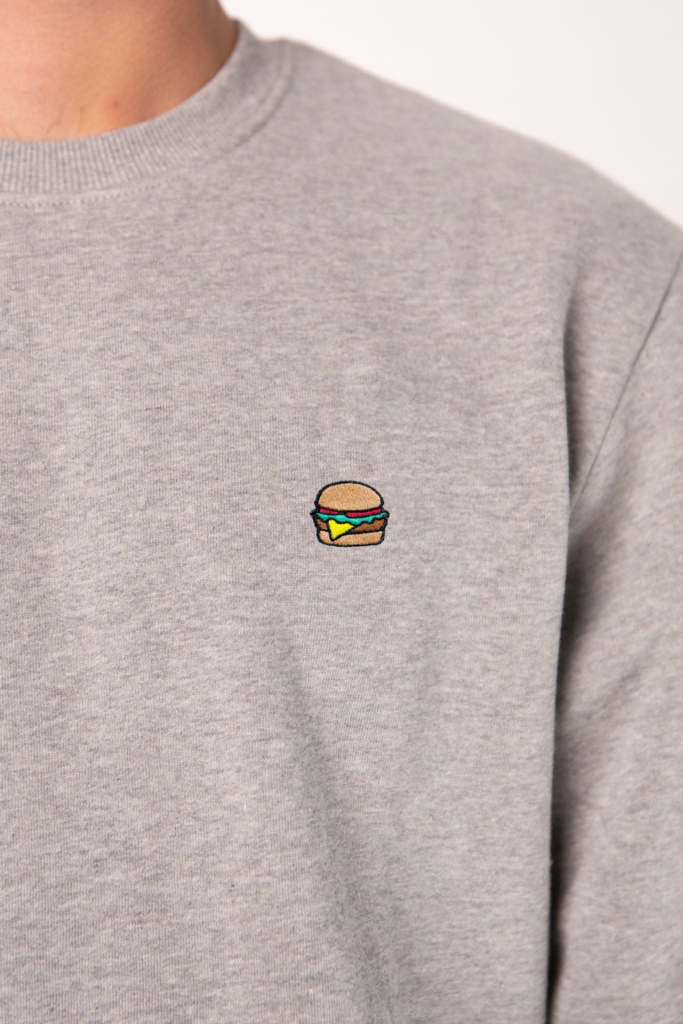 Burger | Bestickter Bio-Baumwoll Männer Pullover