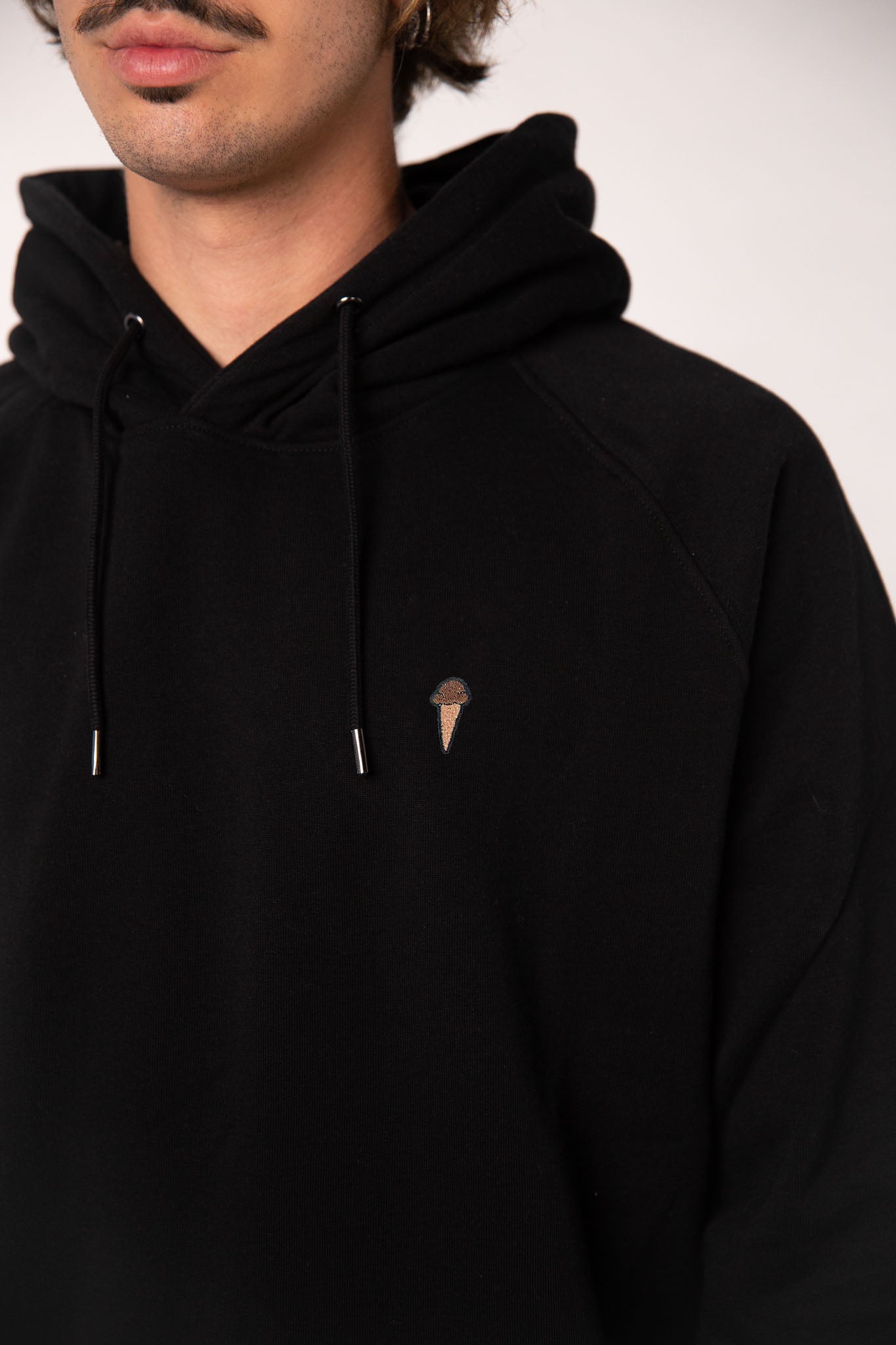 Eis| Bestickter Bio-Baumwoll Männer Hoodie