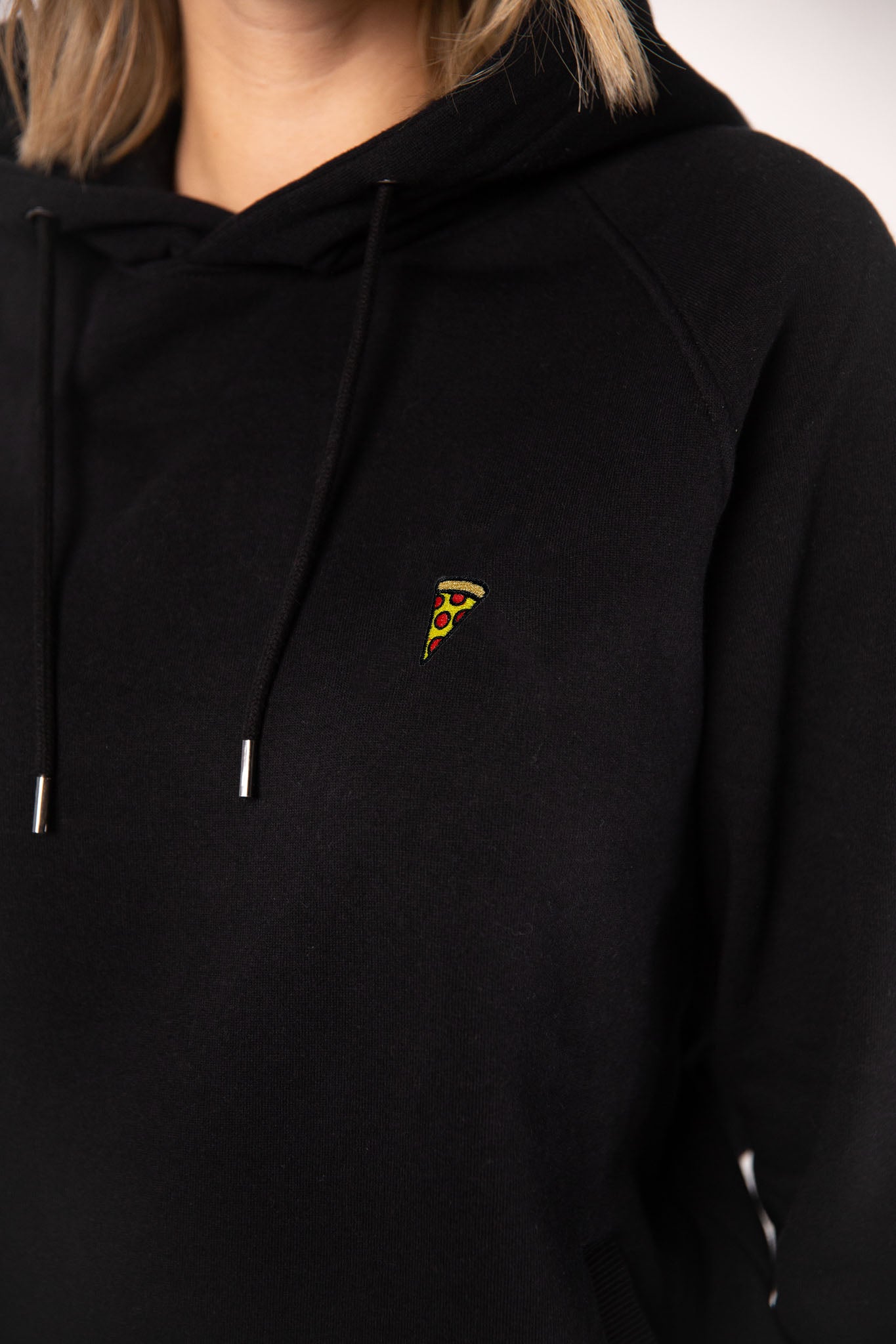 Pizza | Bestickter Bio-Baumwoll Frauen Hoodie